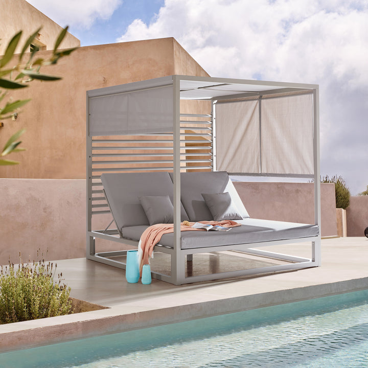 Avola Outdoor Square Patio Daybed 