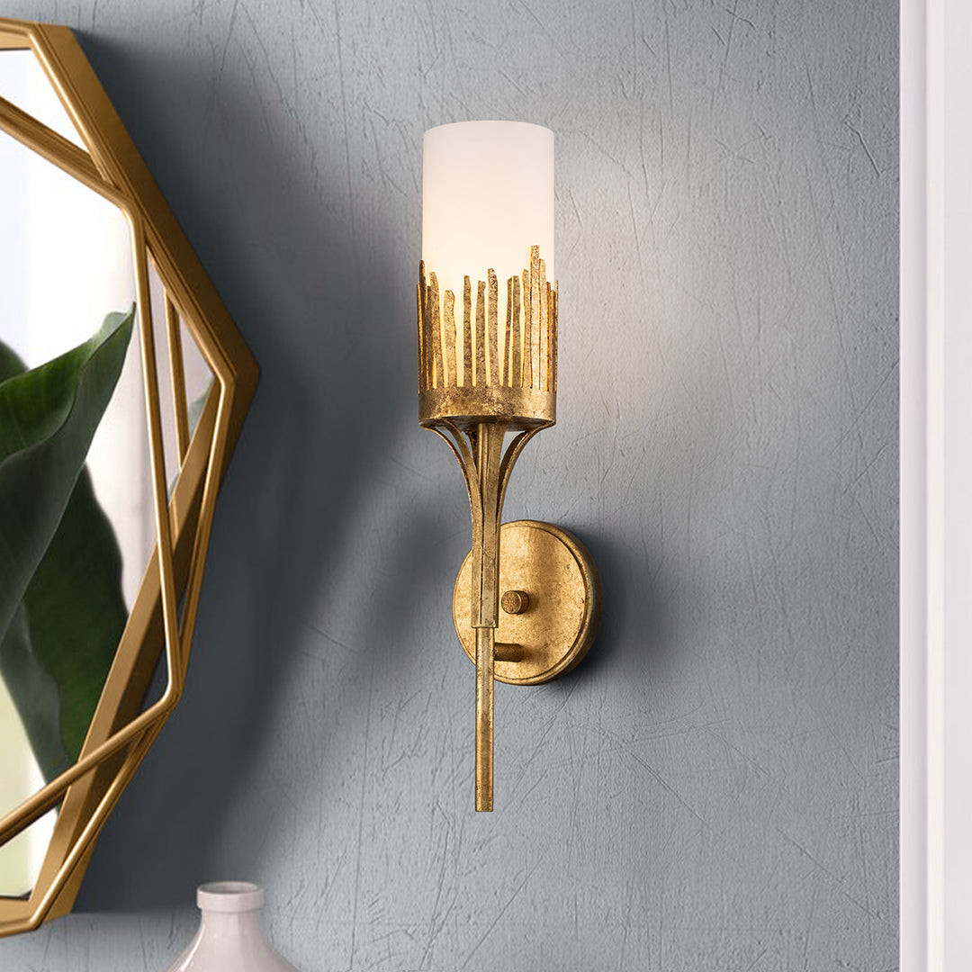 Manor 1 Light Sconce in Gold Leaf (SC10508G-1)